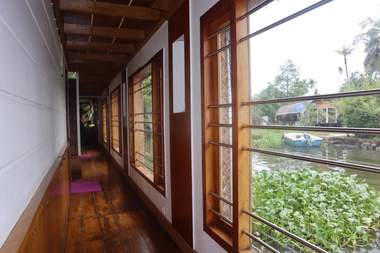 Kera Houseboats Alleppey Alappuzha Exterior photo